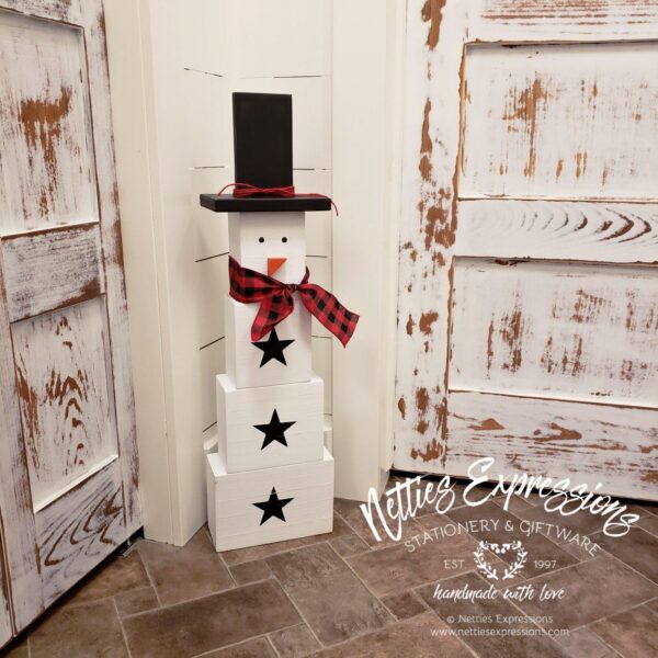 Rustic_Snowmen_XL_-_white-1_52b77a91-4106-47e9-9206-c273dfd04a88 Original Extra-Large Wooden Snowman - Netties Expressions