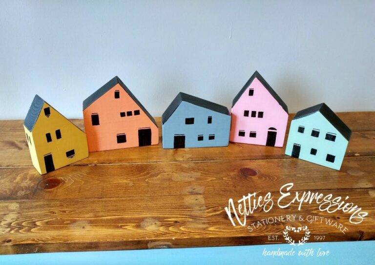 New Rustic Wooden Houses - Netties Expressions