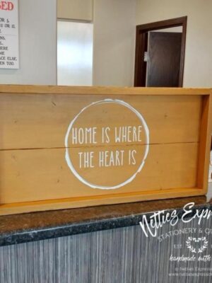 large-rustic-plank-wooden-serving-tray-decor_009ab469-ef88-4789-b513-361a3ea25a79 Home is where the Heart is - Large Rustic Wooden Serving Tray - Netties Expressions