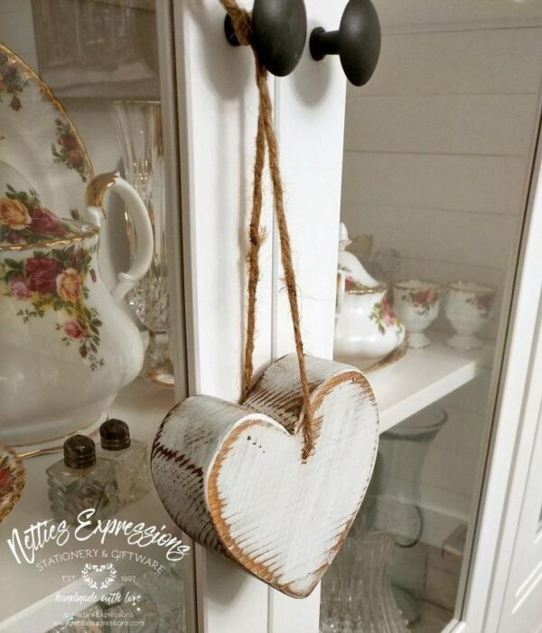 rustic-chunky-wooden-heart-small-decor-2_e644d04d-529b-4c85-becf-7c3163ddb966 Rustic Chunky Wooden Heart - Small - Netties Expressions
