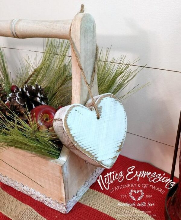 rustic-chunky-wooden-heart-small-decor-3_91823524-39b6-4c2f-8ed5-9c74d7863b06 Rustic Chunky Wooden Heart - Small - Netties Expressions